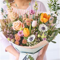 Spring Trending Hand-tied