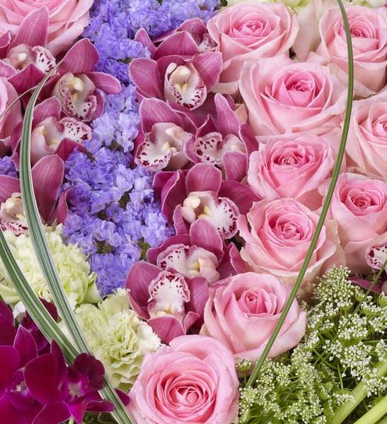 Contemporary Heart Funeral Flowers Hitchin